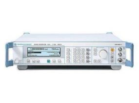 R&S SML02信號發(fā)生器