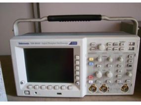 Tektronix TDS3012C 數(shù)字示波器