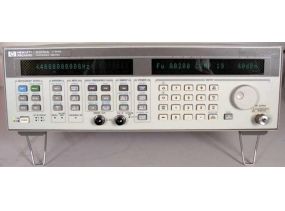 Agilent 83752A信號(hào)發(fā)生器