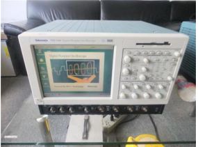 Tektronix TDS7104數(shù)字示波器