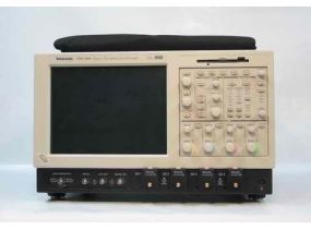 Tektronix TDS7404B 數(shù)字熒光示波器